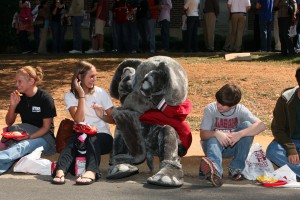 Students enjoy lunch with Big Al during E-Day.